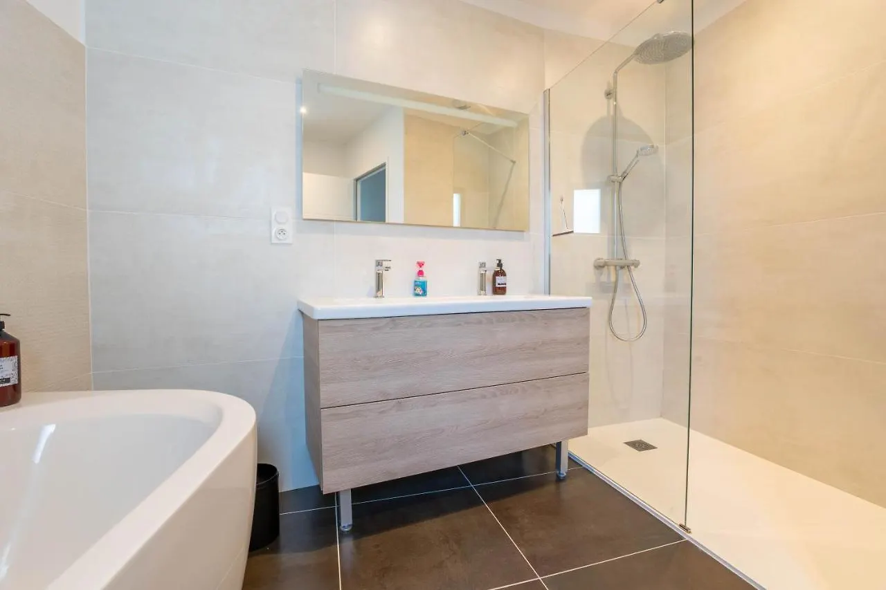 Holiday home Banana Beach - Magnifique Villa Contemporaine Vue Mer Plage A 20 M Avec Paddles Sarzeau