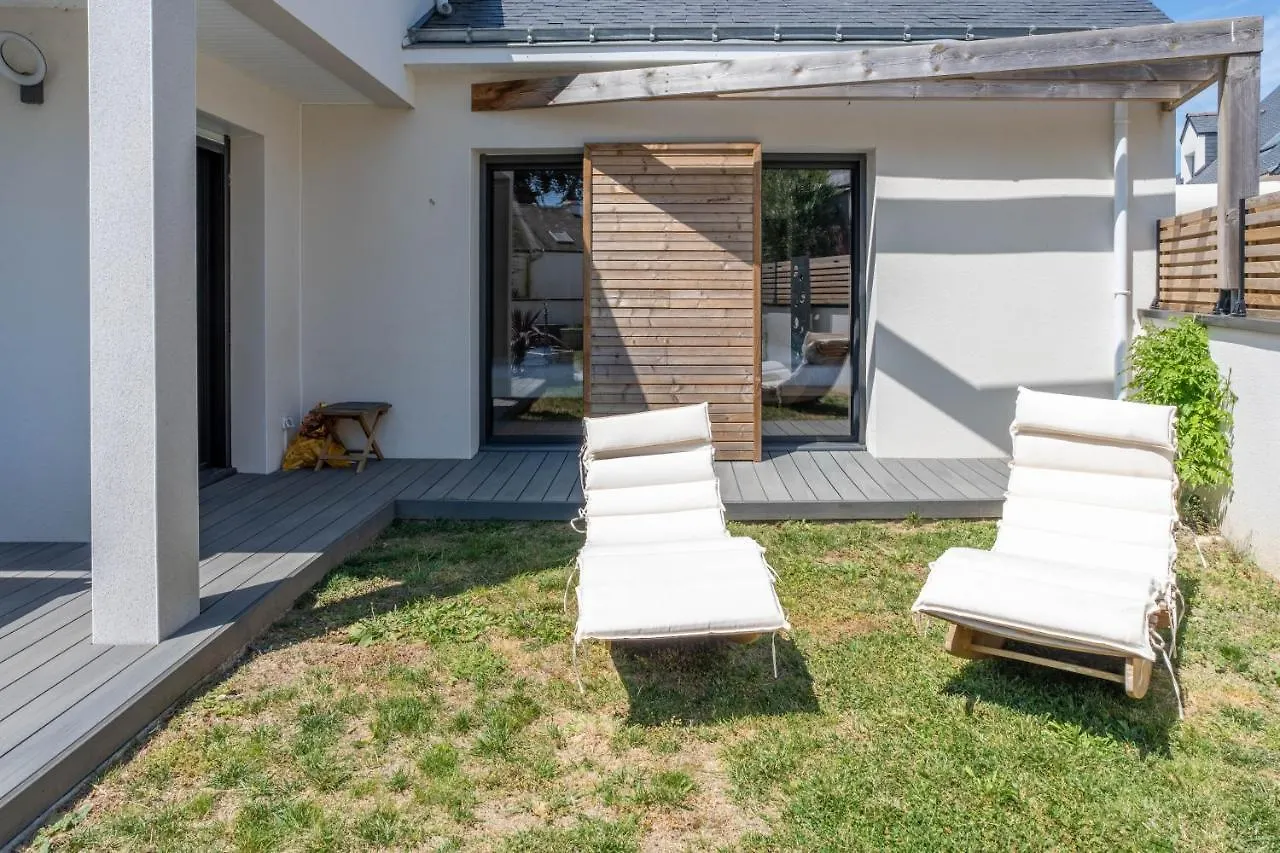 Banana Beach - Magnifique Villa Contemporaine Vue Mer Plage A 20 M Avec Paddles Sarzeau 0*,  France
